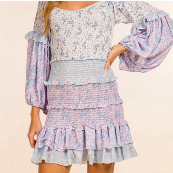 Yvonne & Love DAINTY COQUETTE STYLE DRESS WITH PUFF SLEEVES AND RUFFLES - Picture 5 of 7